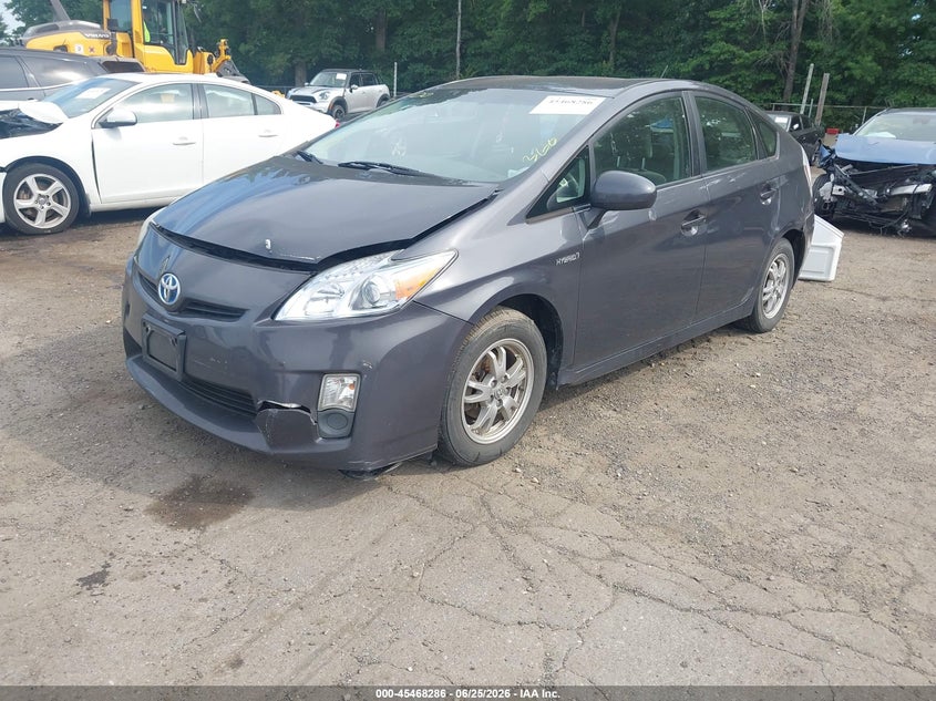 2011 Toyota Prius VIN JTDKN3DUXB1398064 IAAI salvage auction — FRONT END, Clear (Virginia), sold $700 on 2026-07-29 (photo 2)