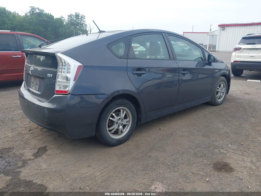 2011 Toyota Prius VIN JTDKN3DUXB1398064 IAAI salvage auction — FRONT END, Clear (Virginia), sold $700 on 2026-07-29 (photo 4)