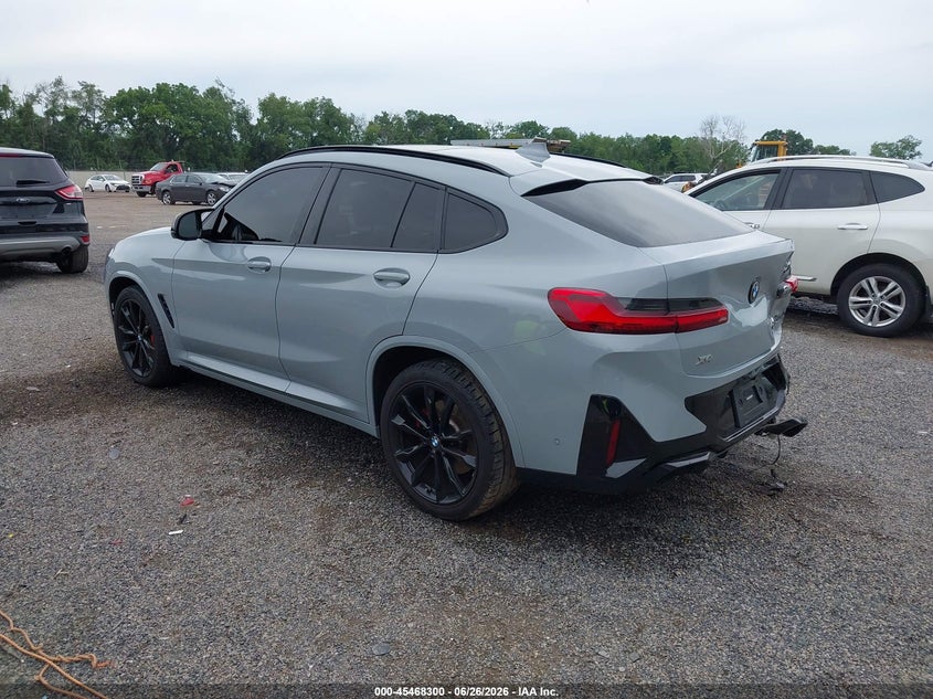 2022 BMW X4 VIN 5UX43DT03N9L75443 IAAI salvage auction — REAR END, Wait Title, sold $26,750 on 2026-08-01 (photo 3)