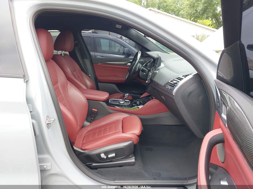 2022 BMW X4 VIN 5UX43DT03N9L75443 IAAI salvage auction — REAR END, Wait Title, sold $26,750 on 2026-08-01 (photo 5)