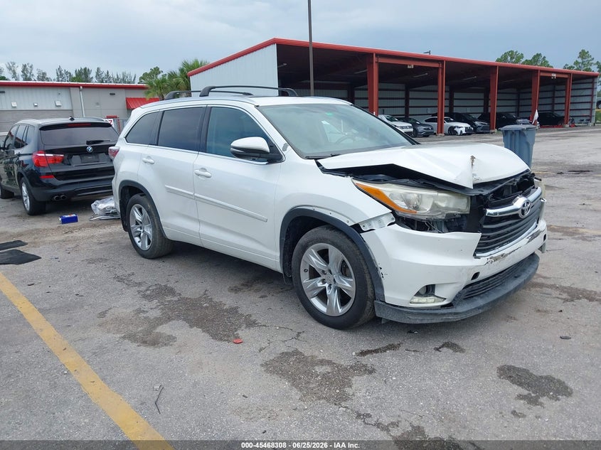2015 Toyota Highlander VIN 5TDDKRFH6FS218043 IAAI salvage auction — FRONT END, Rebuildable (Florida), sold $8,650 on 2026-07-13 (photo 1)