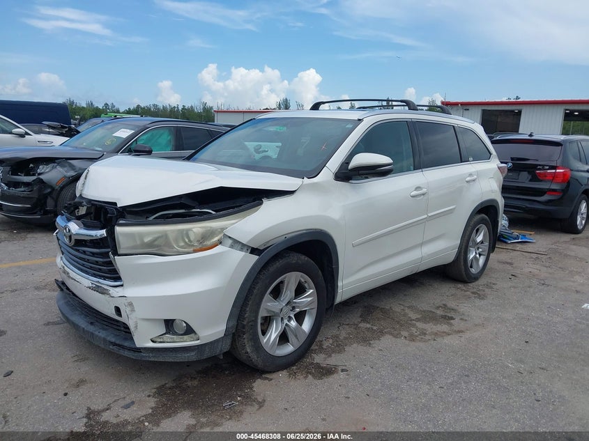 2015 Toyota Highlander VIN 5TDDKRFH6FS218043 IAAI salvage auction — FRONT END, Rebuildable (Florida), sold $8,650 on 2026-07-13 (photo 2)