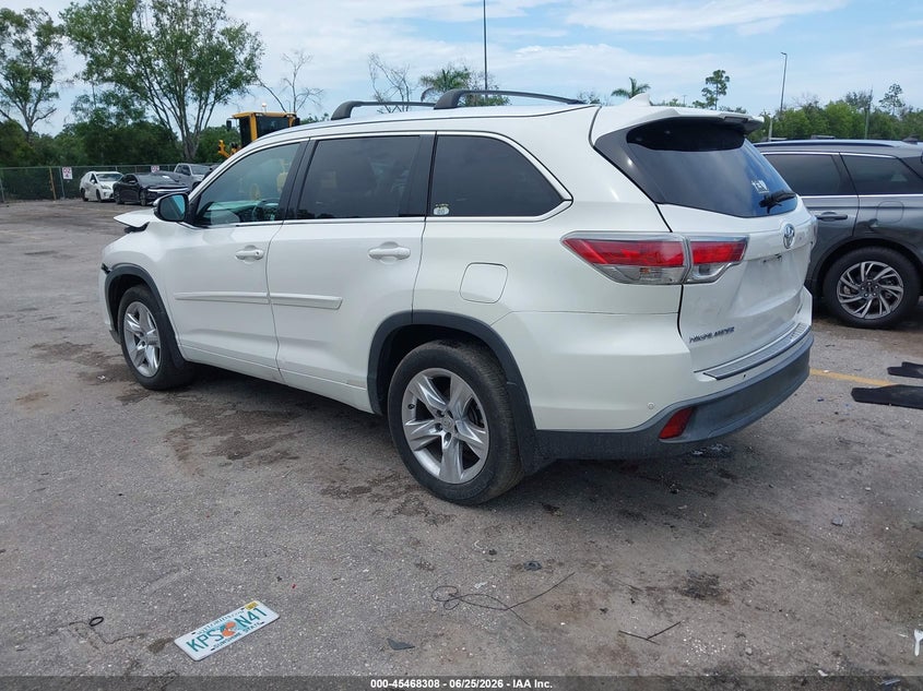 2015 Toyota Highlander VIN 5TDDKRFH6FS218043 IAAI salvage auction — FRONT END, Rebuildable (Florida), sold $8,650 on 2026-07-13 (photo 3)