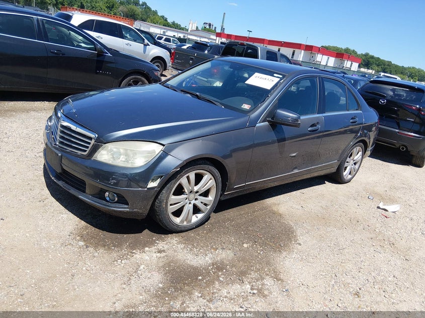 2010 Mercedes-benz C-klasse VIN WDDGF8BB5AR091425 IAAI salvage auction — NORMAL WEAR, Clear (Virginia), sold $500 on 2026-07-23 (photo 2)