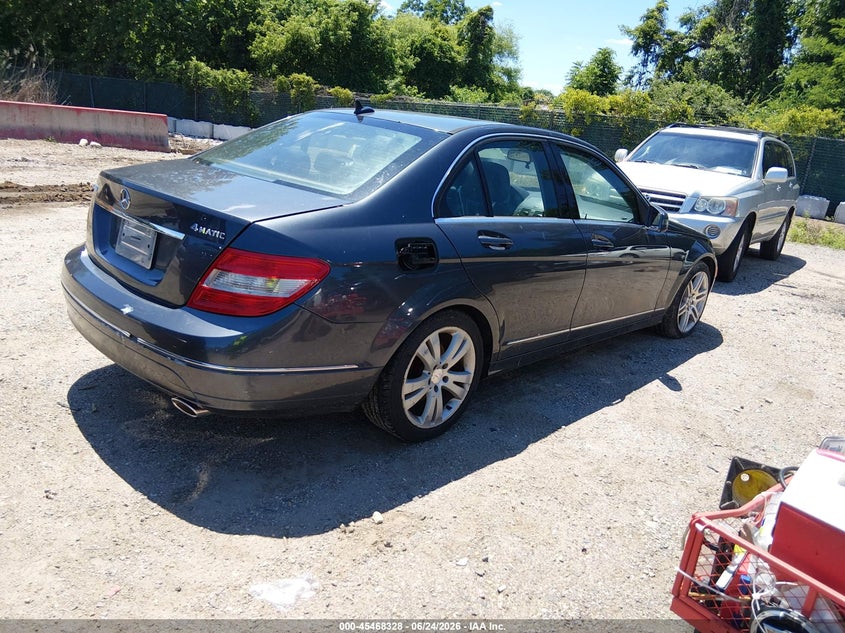 2010 Mercedes-benz C-klasse VIN WDDGF8BB5AR091425 IAAI salvage auction — NORMAL WEAR, Clear (Virginia), sold $500 on 2026-07-23 (photo 4)