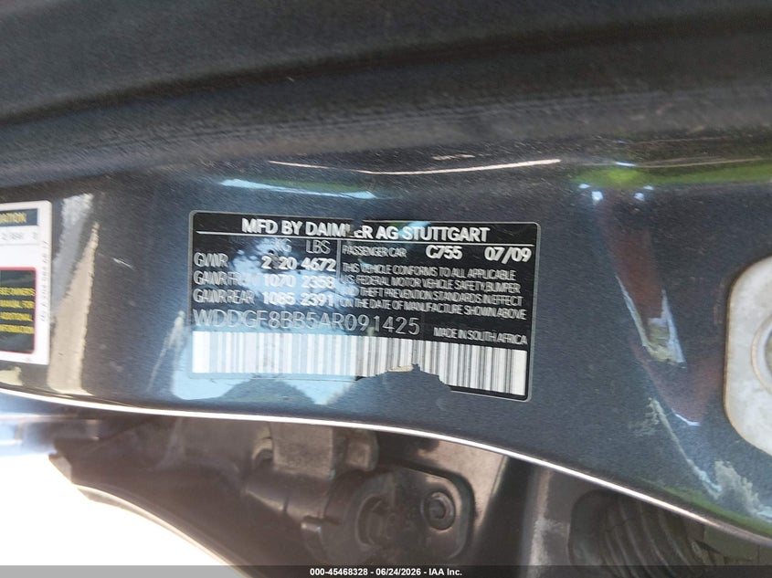 2010 Mercedes-benz C-klasse VIN WDDGF8BB5AR091425 IAAI salvage auction — NORMAL WEAR, Clear (Virginia), sold $500 on 2026-07-23 (photo 9)