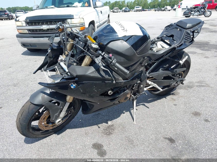 2021 BMW S 1000 VIN WB10E2305M6D65186 IAAI salvage auction — FRONT END, Salvage (South Carolina), sold $1,550 on 2026-07-29 (photo 2)