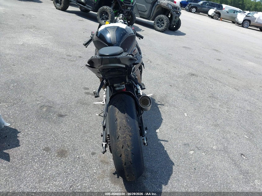 2021 BMW S 1000 VIN WB10E2305M6D65186 IAAI salvage auction — FRONT END, Salvage (South Carolina), sold $1,550 on 2026-07-29 (photo 6)