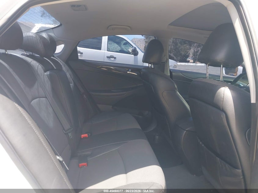 2014 Hyundai Sonata VIN 5NPEC4AC6EH851243 IAAI salvage auction — NORMAL WEAR, Clear - Dealer Only (California), sold $400 on 2026-07-21 (photo 8)