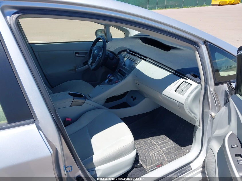 2013 Toyota Prius VIN JTDKN3DU7D0349428 IAAI salvage auction — NORMAL WEAR, Regular Certificate (Iowa), sold $775 on 2026-07-07 (photo 5)