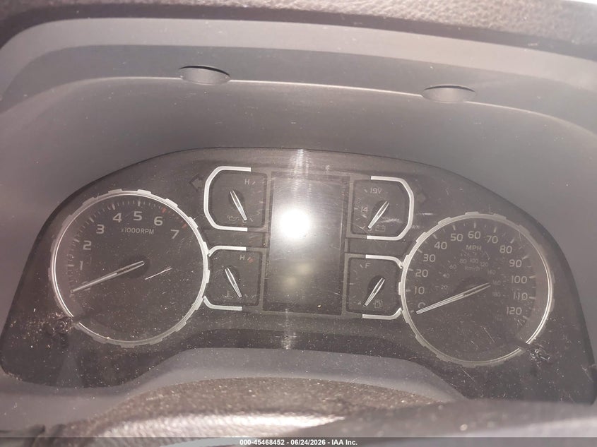 2020 Toyota Tundra VIN 5TFDY5F15LX876646 IAAI salvage auction — RIGHT FRONT, Salvage Title, sold $14,600 on 2026-07-30 (photo 7)