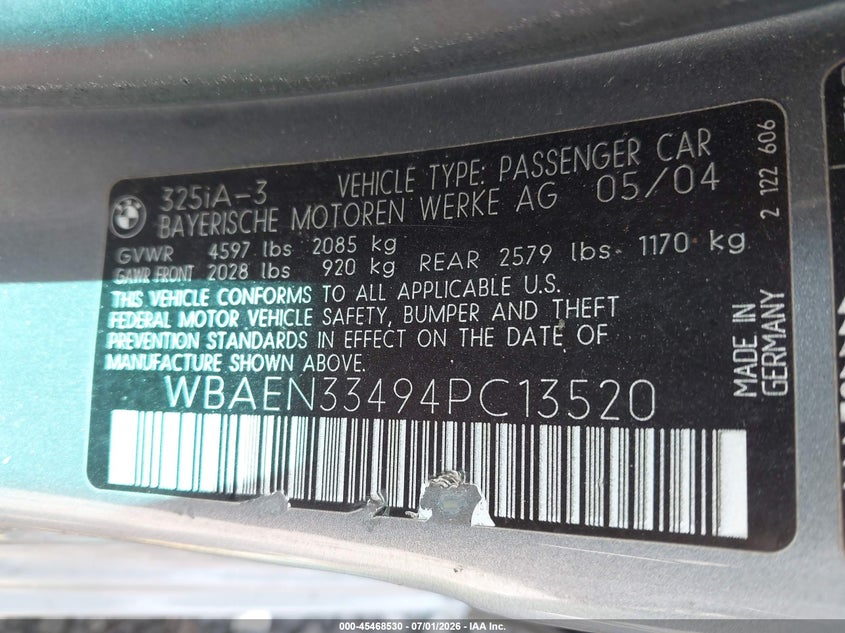 2004 BMW 3 series VIN WBAEN33494PC13520 IAAI salvage auction — NORMAL WEAR, Clear (New York), sold $725 on 2026-07-21 (photo 9)