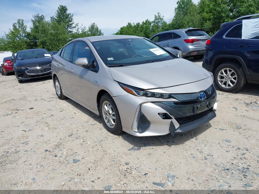 2018 Toyota Prius VIN JTDKARFPXJ3087002 IAAI salvage auction — LEFT FRONT, Salvage (Massachusetts), sold $5,700 on 2026-07-28 (photo 1)