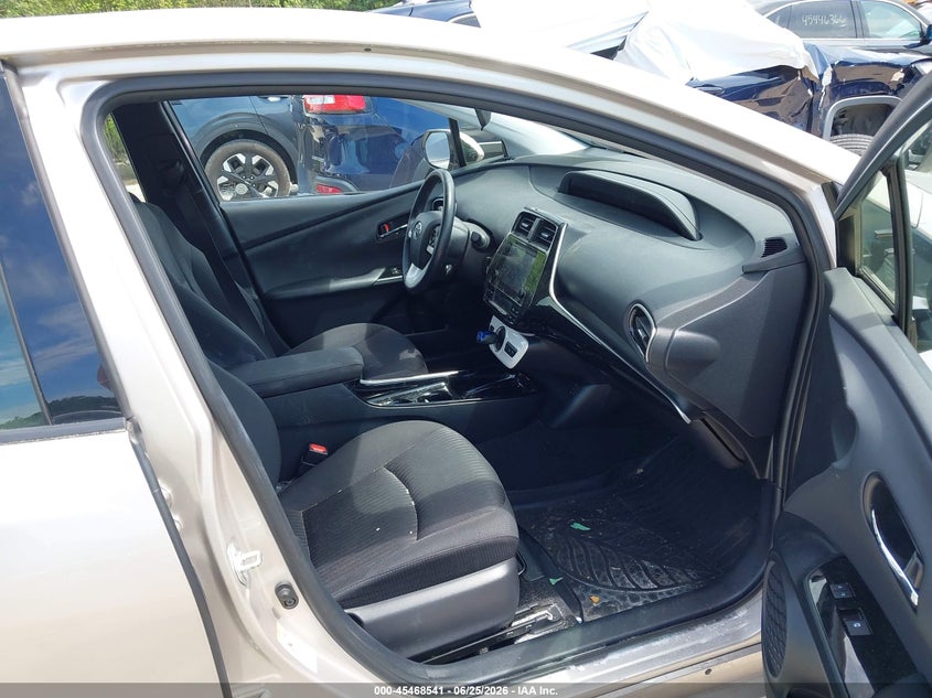 2018 Toyota Prius VIN JTDKARFPXJ3087002 IAAI salvage auction — LEFT FRONT, Salvage (Massachusetts), sold $5,700 on 2026-07-28 (photo 5)