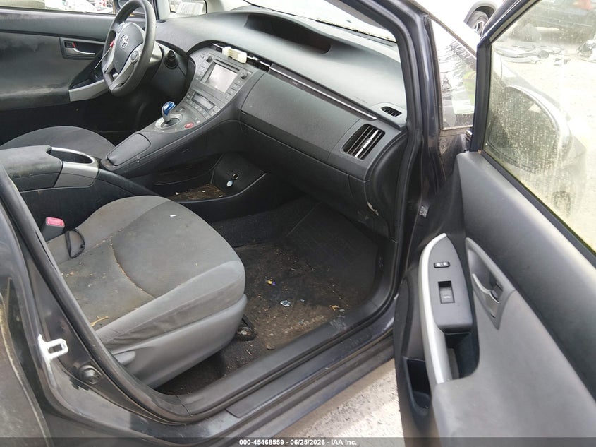2012 Toyota Prius VIN JTDKN3DU0C1565341 IAAI salvage auction — NORMAL WEAR, Clear (Washington), sold $1,325 on 2026-07-29 (photo 5)