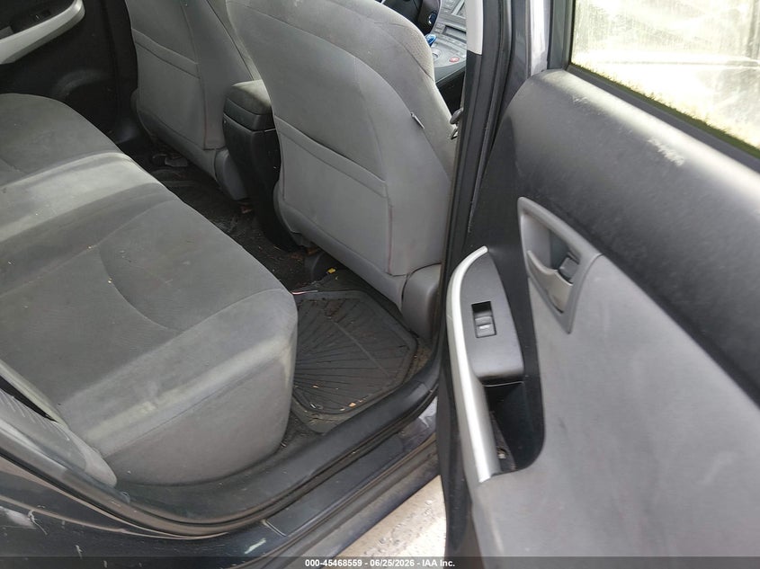 2012 Toyota Prius VIN JTDKN3DU0C1565341 IAAI salvage auction — NORMAL WEAR, Clear (Washington), sold $1,325 on 2026-07-29 (photo 8)