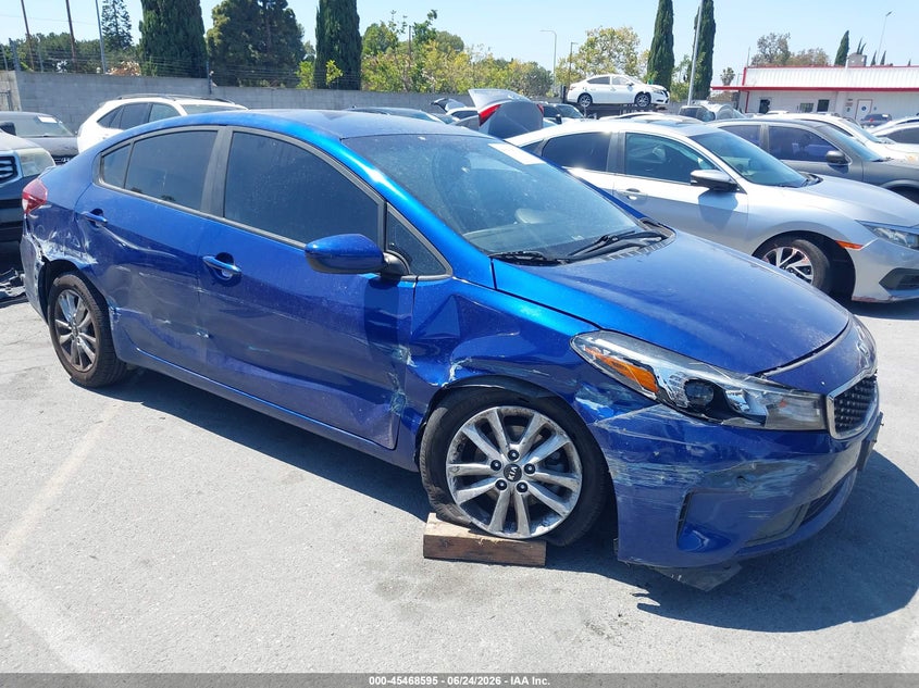 2017 Kia Forte VIN 3KPFL4A72HE056383 IAAI salvage auction — RIGHT SIDE, Salvage (California), sold $2,000 on 2026-07-09 (photo 1)