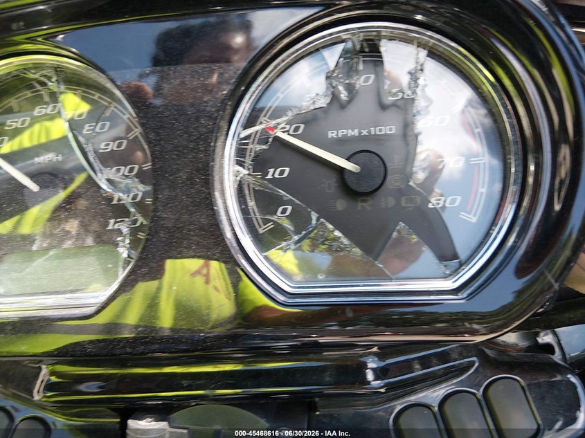 2019 Harley-davidson Road glide VIN 1HD1KTP18KB611785 IAAI salvage auction — FRONT END, Salvage Title, sold $4,000 on 2026-09-12 (photo 7)