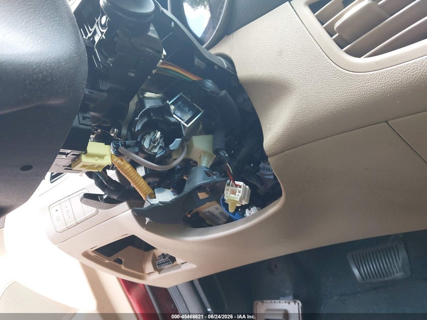 2013 Hyundai Elantra VIN KMHDH4AE0DU629179 IAAI salvage auction — THEFT, Rebuildable (Florida), sold $500 on 2026-07-28 (photo 6)