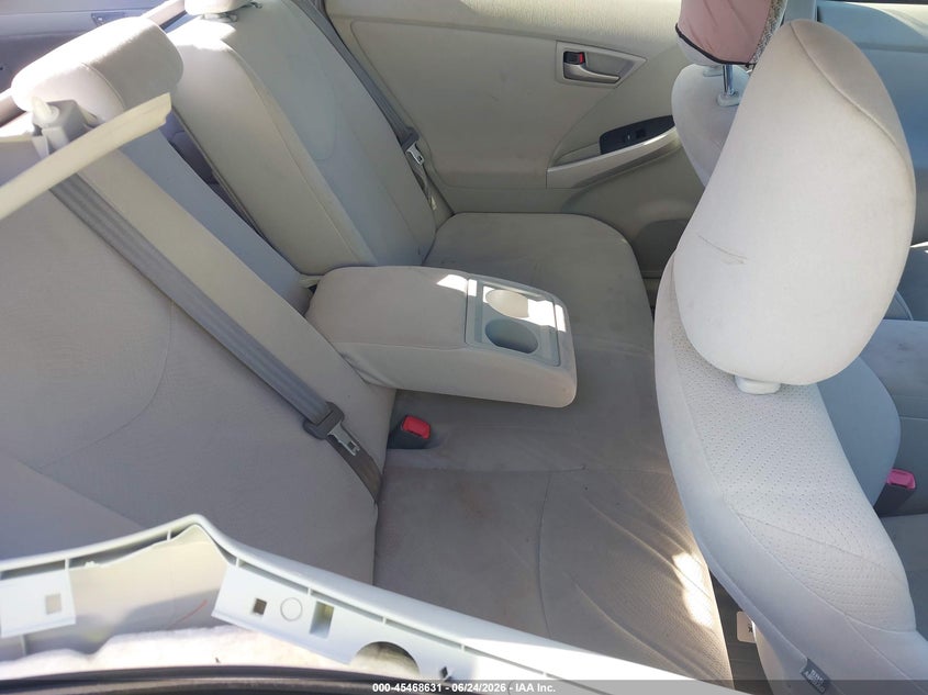 2013 Toyota Prius VIN JTDKN3DU8D5547647 IAAI salvage auction — REAR END, Salvage (North Carolina), sold $1,100 on 2026-09-07 (photo 8)