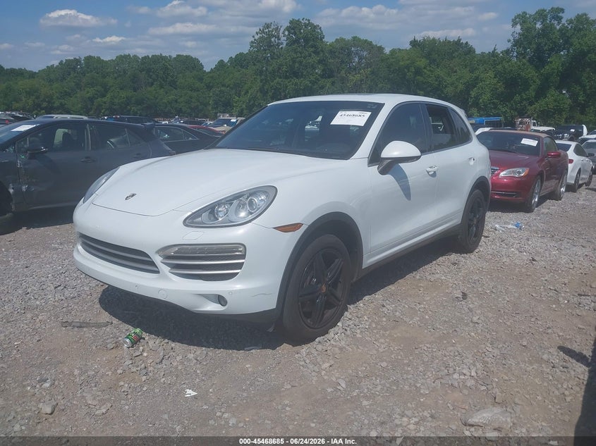2014 Porsche Cayenne VIN WP1AA2A21ELA09310 IAAI salvage auction — REPOSSESSION, Clear (Tennessee), sold $4,000 on 2026-07-23 (photo 2)