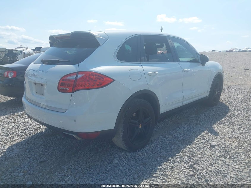 2014 Porsche Cayenne VIN WP1AA2A21ELA09310 IAAI salvage auction — REPOSSESSION, Clear (Tennessee), sold $4,000 on 2026-07-23 (photo 4)