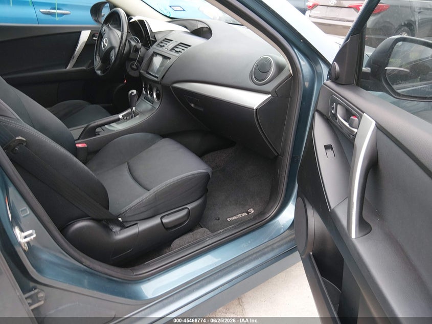 2010 Mazda 3 VIN JM1BL1H63A1271399 IAAI salvage auction — NORMAL WEAR, Original (Texas), sold $1,375 on 2026-07-13 (photo 5)