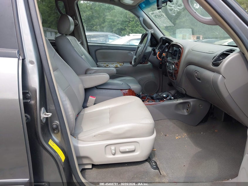 2007 Toyota Sequoia VIN 5TDBT48AX7S287066 IAAI salvage auction — NORMAL WEAR, Clear (South Carolina), sold $925 on 2026-07-07 (photo 5)