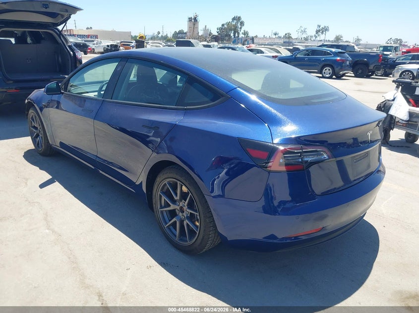 2021 Tesla Model 3 VIN 5YJ3E1EAXMF092960 IAAI salvage auction — FRONT END, Salvage Title, sold $6,200 on 2026-07-30 (photo 3)
