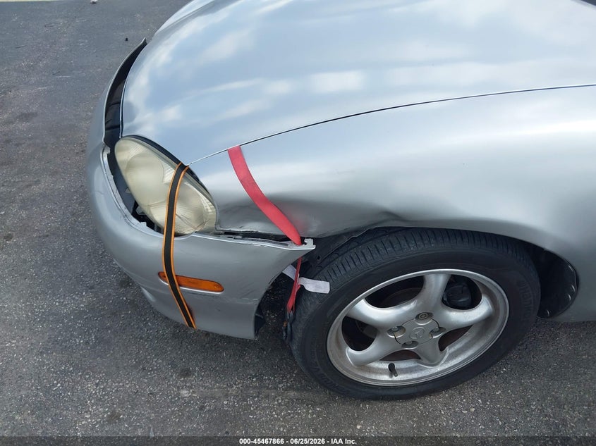 2001 Mazda Mx-5 VIN JM1NB353710215915 IAAI salvage auction — LEFT FRONT, Rebuildable (Florida), sold $625 on 2026-10-04 (photo 6)