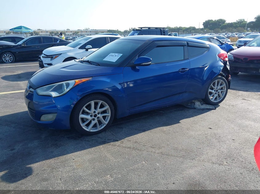 2017 Hyundai Veloster VIN KMHTC6AD6HU305706 IAAI salvage auction — LEFT REAR, Salvage Title, sold $375 on 2026-07-23 (photo 2)