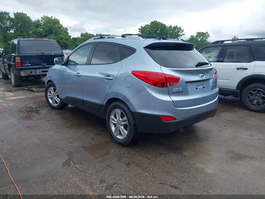 2012 Hyundai Tucson VIN KM8JU3AC6CU337087 IAAI salvage auction — FRONT END, Salvage (Missouri), sold $2,400 on 2026-07-22 (photo 3)