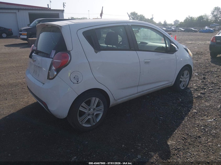 2014 Chevrolet Spark VIN KL8CD6S98EC465625 IAAI salvage auction — NORMAL WEAR, Salvage Title, sold $200 on 2026-07-29 (photo 4)
