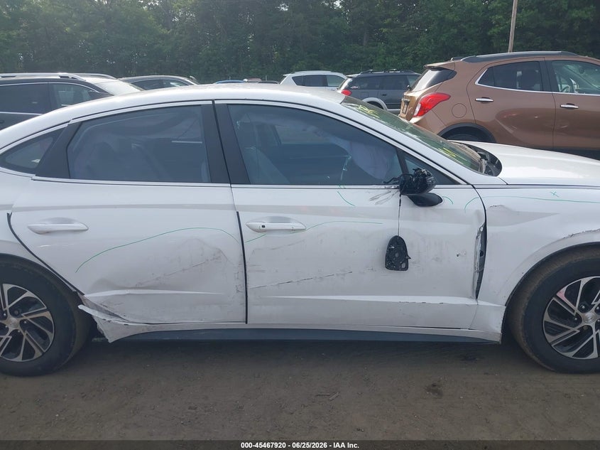 2023 Hyundai Sonata VIN KMHL24JJ5PA069790 IAAI salvage auction — SIDE, Salvage - Greater Than 75% (Maryland), sold $5,075 on 2026-07-22 (photo 6)