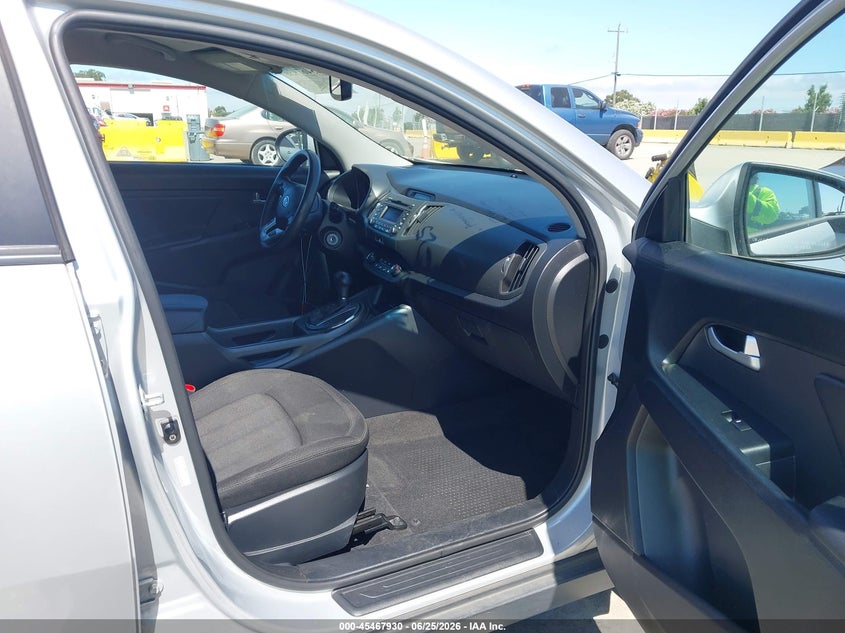 2012 Kia Sportage VIN KNDPB3A21C7225937 IAAI salvage auction — REAR END, Salvage (California), sold $2,550 on 2026-07-09 (photo 5)