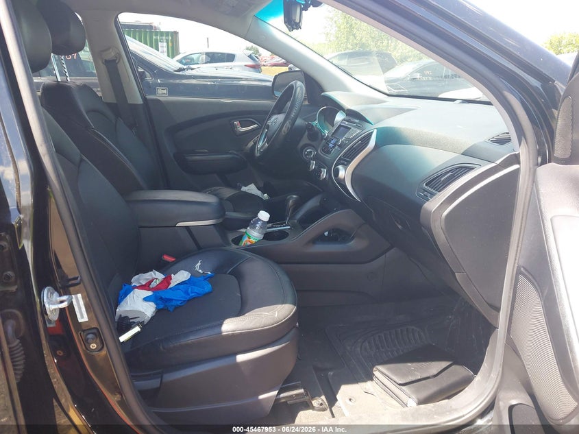 2012 Hyundai Tucson VIN KM8JUCAC9CU452203 IAAI salvage auction — NORMAL WEAR, Clear (New York), sold $1,350 on 2026-07-21 (photo 5)