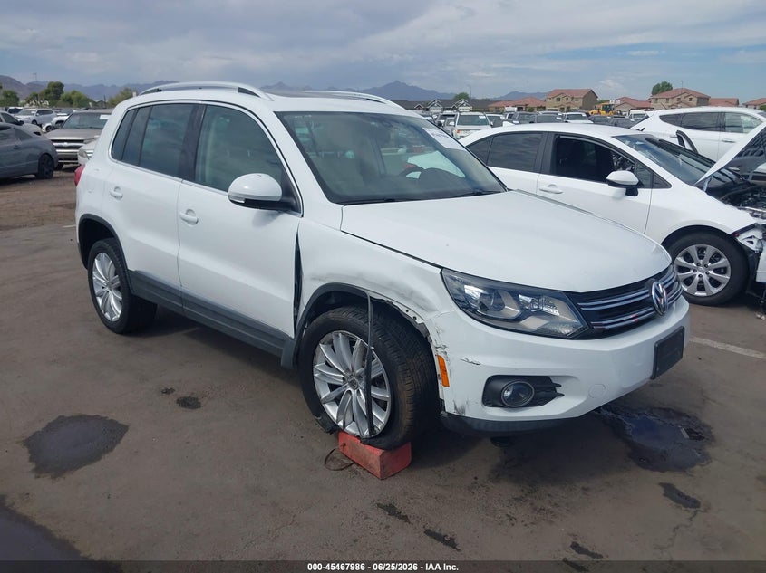 2016 Volkswagen Tiguan VIN WVGBV7AX0GW590461 IAAI salvage auction — RIGHT FRONT, Salvage (Arizona), sold $2,350 on 2026-07-10 (photo 1)