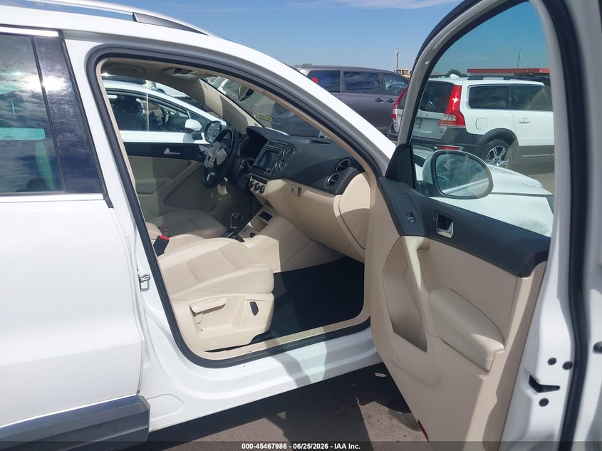 2016 Volkswagen Tiguan VIN WVGBV7AX0GW590461 IAAI salvage auction — RIGHT FRONT, Salvage (Arizona), sold $2,350 on 2026-07-10 (photo 5)