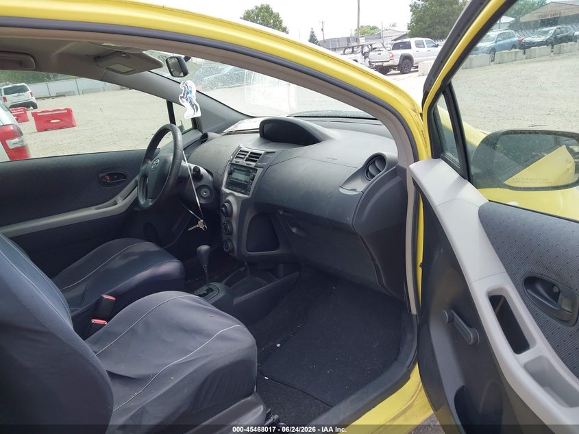 2009 Toyota Yaris VIN JTDJT903295236983 IAAI salvage auction — RIGHT REAR, Salvage (Illinois), sold $300 on 2026-07-28 (photo 5)