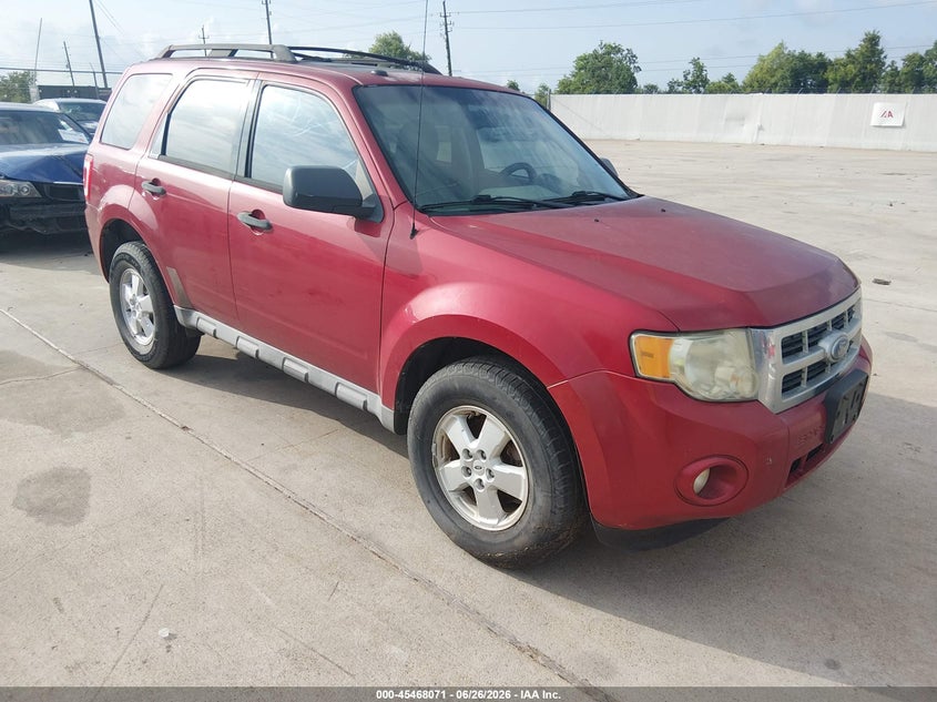 2009 Ford Escape VIN 1FMCU03G09KC97293 IAAI salvage auction — NORMAL WEAR, Original (Texas), sold $575 on 2026-07-10 (photo 1)