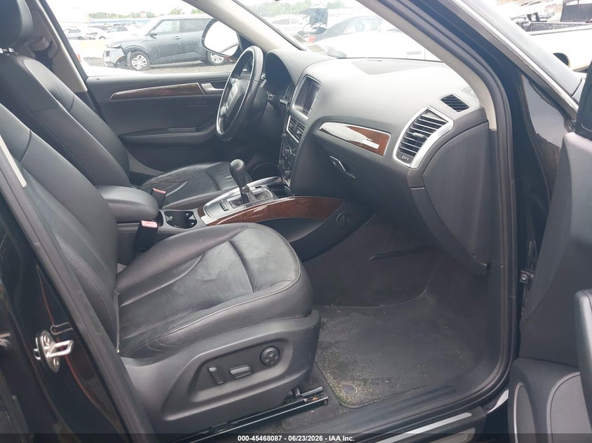 2012 Audi Q5 VIN WA1LFAFP8CA013545 IAAI salvage auction — NORMAL WEAR, Clear (New York), sold $575 on 2026-07-21 (photo 5)