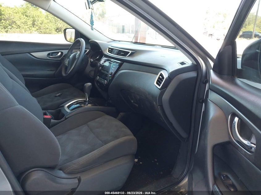 2016 Nissan Rogue VIN KNMAT2MV0GP639171 IAAI salvage auction — NORMAL WEAR, Clear (Florida), sold $725 on 2026-07-14 (photo 5)