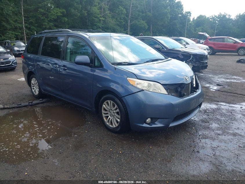 2014 Toyota Sienna VIN 5TDYK3DC4ES518233 IAAI salvage auction — FRONT END, Salvage - 75% Or Less (Maryland), sold $2,350 on 2026-07-18 (photo 1)