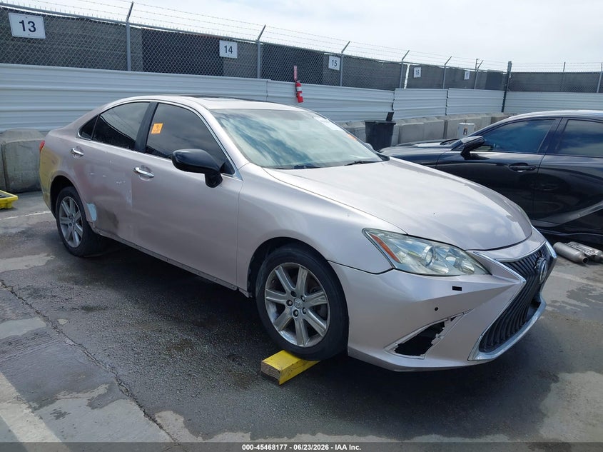2008 Lexus ES VIN JTHBJ46G282189508 IAAI salvage auction — FRONT END, Clear - Dealer Only (California), sold $525 on 2026-07-29 (photo 1)