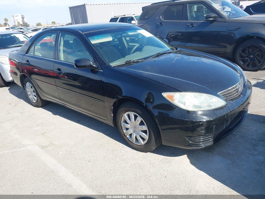 2005 Toyota Camry VIN 4T1BE32K05U409895 IAAI salvage auction — NORMAL WEAR, Clear - Dealer Only (California), sold $400 on 2026-07-09 (photo 1)