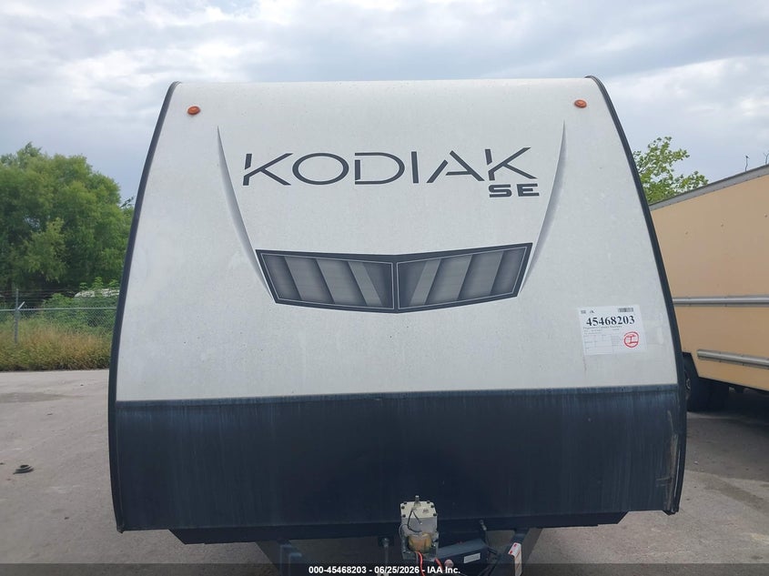2023 Dutchmen Kodiak VIN 4YDTKDM28PJ970562 IAAI salvage auction — ROOF, Salvage (Texas), sold $25 on 2026-09-02 (photo 7)