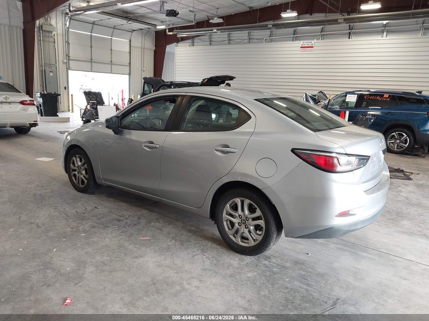 2018 Toyota Yaris VIN 3MYDLBYV9JY317949 IAAI salvage auction — SIDE, Salvage (Colorado), sold $2,500 on 2026-07-31 (photo 3)