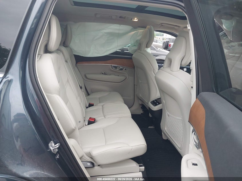 2021 Volvo Xc90 VIN YV4102PK7M1770720 IAAI salvage auction — LEFT SIDE, Wait Title, sold $8,350 on 2026-08-07 (photo 8)