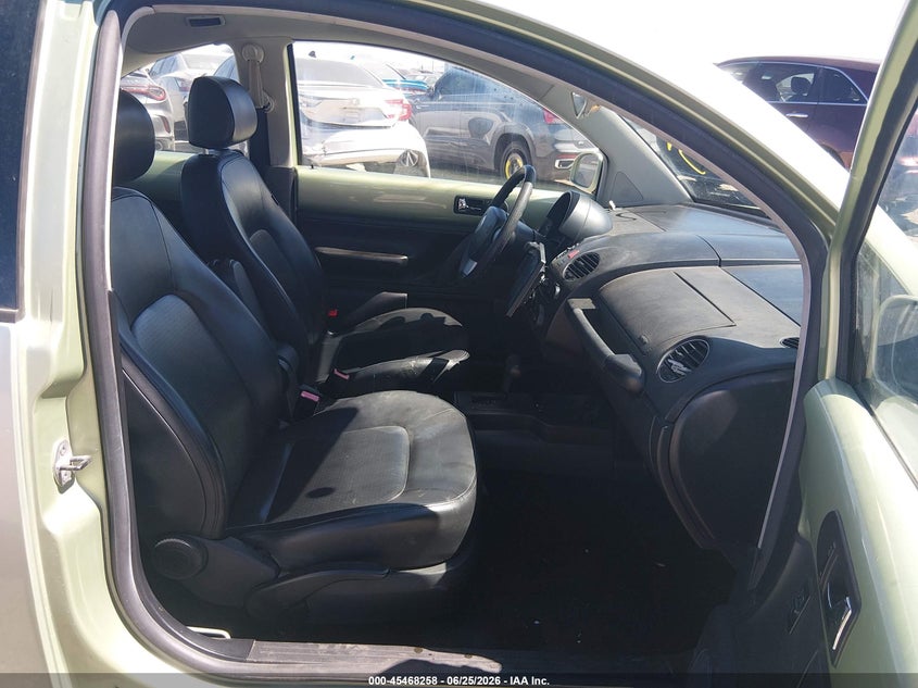2008 Volkswagen Beetle VIN 3VWPG31C38M512880 IAAI salvage auction — FRONT END, Salvage (California), sold $325 on 2026-07-09 (photo 5)