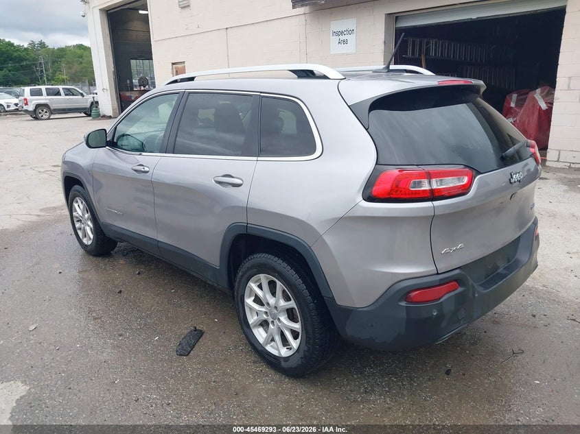 2018 Jeep Cherokee VIN 1C4PJMCB7JD580986 IAAI salvage auction — ALL OVER, Sf97 (New Hampshire), sold $7,700 on 2026-08-31 (photo 3)